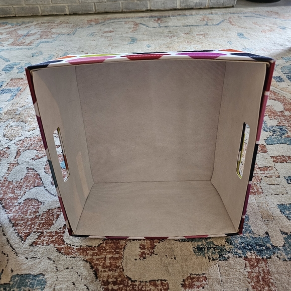 Fun Desk/Paper/Photo Organizer - Picture 5 of 6